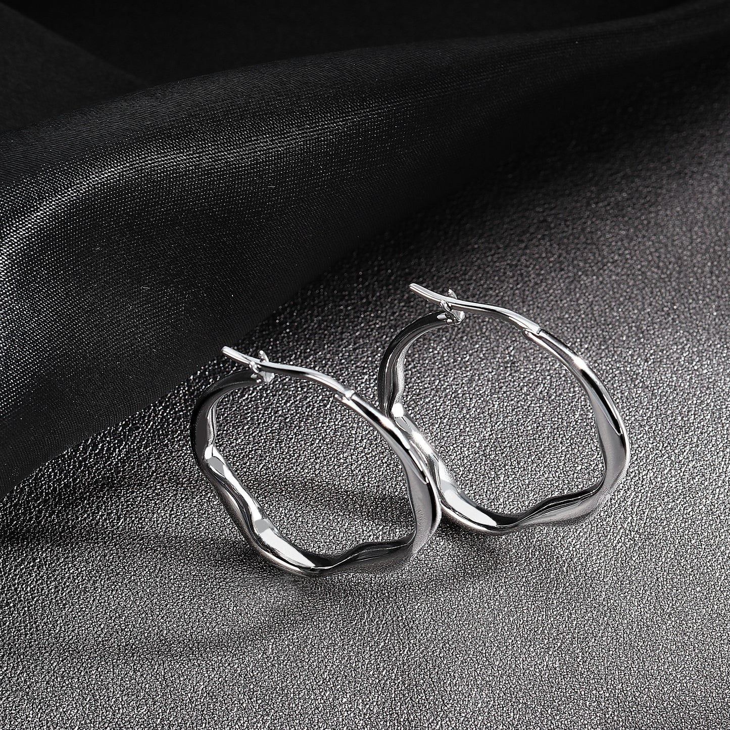 EARRINGS WOMAN TRUSSARDI T-DESIGN TJAXA04